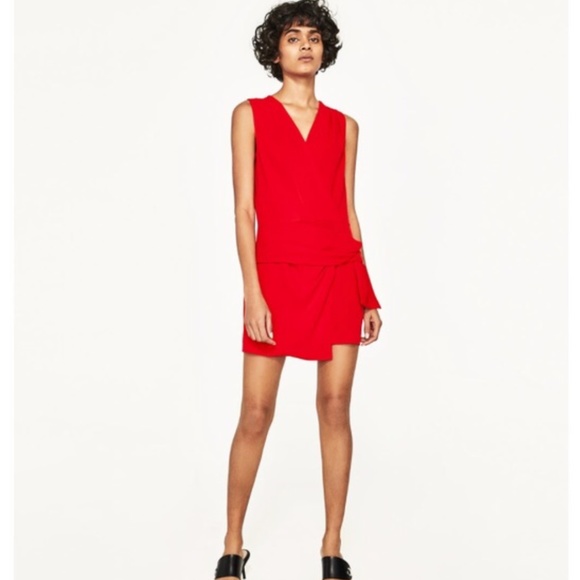 Zara bright red romper - Picture 1 of 6
